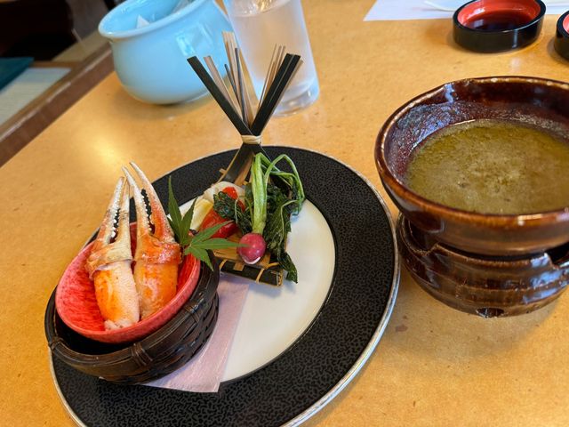 「大阪蟹道樂，午餐時間有位」