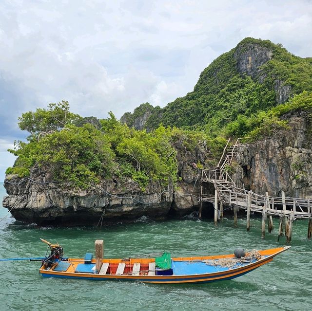 เกาะยอ ธนาคารปู ชุมพร