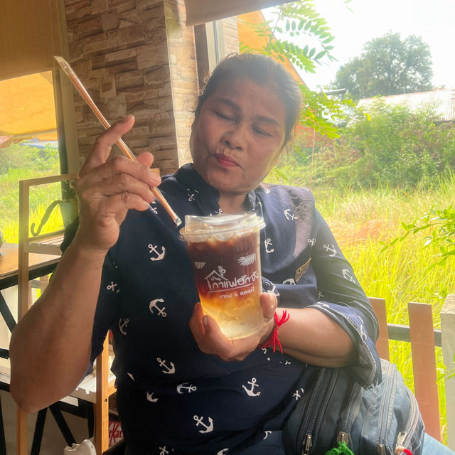 บ้านกาแฟฮักจัง