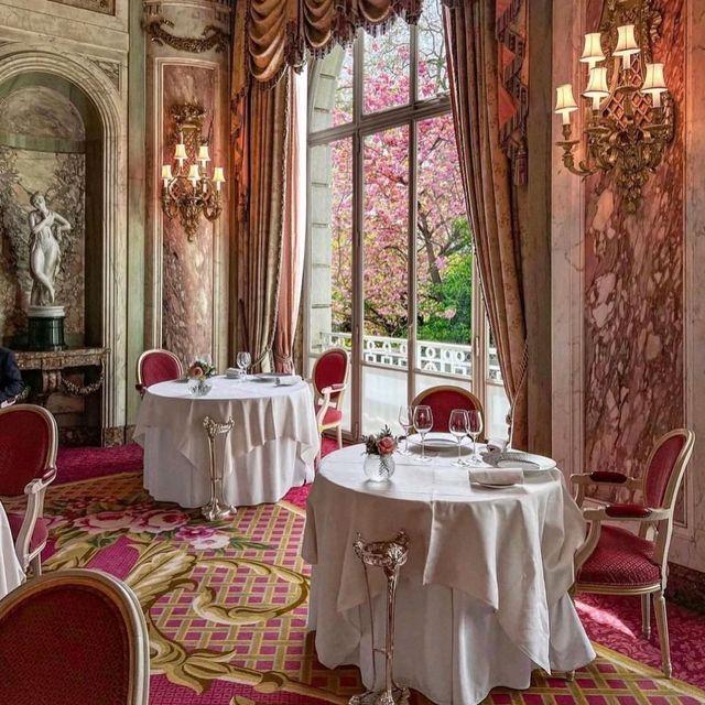 The Ritz-Carlton