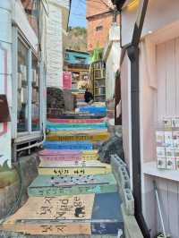 Colourful Gamcheon Cultural Village 🇰🇷