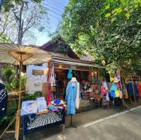 ตลาดฉำฉา : กาดชุมชนโหล่งฮิมคาว สันกำแพง เชียงใหม่