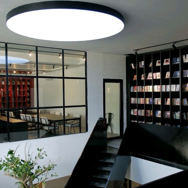 Contrast coffee