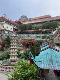 Kek Lok Si is the Coolest Temple Ever?!