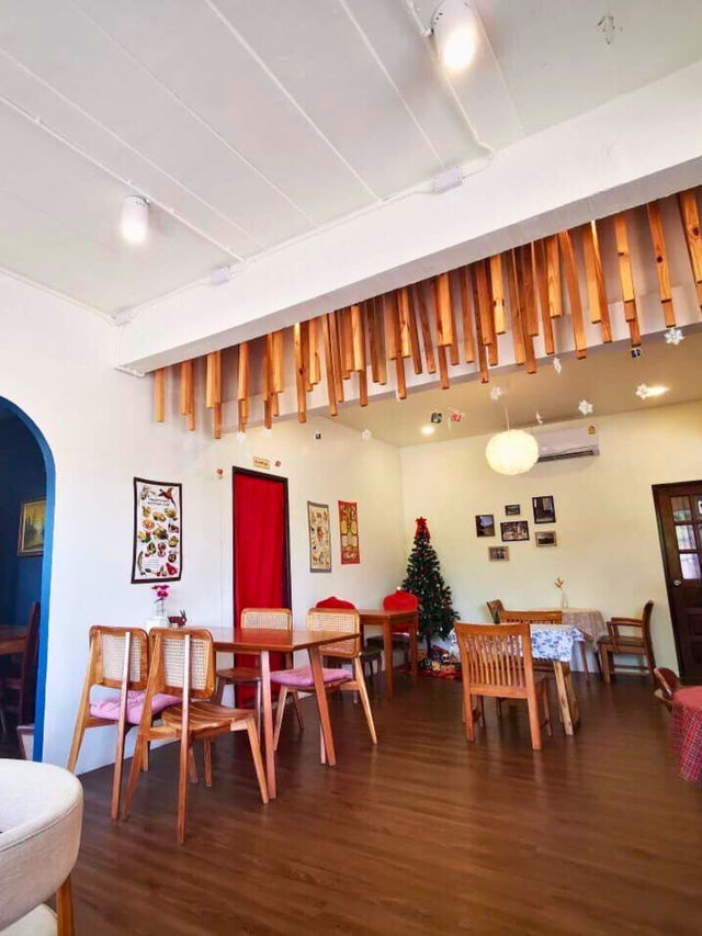 🍰 Safehouse Home cafe