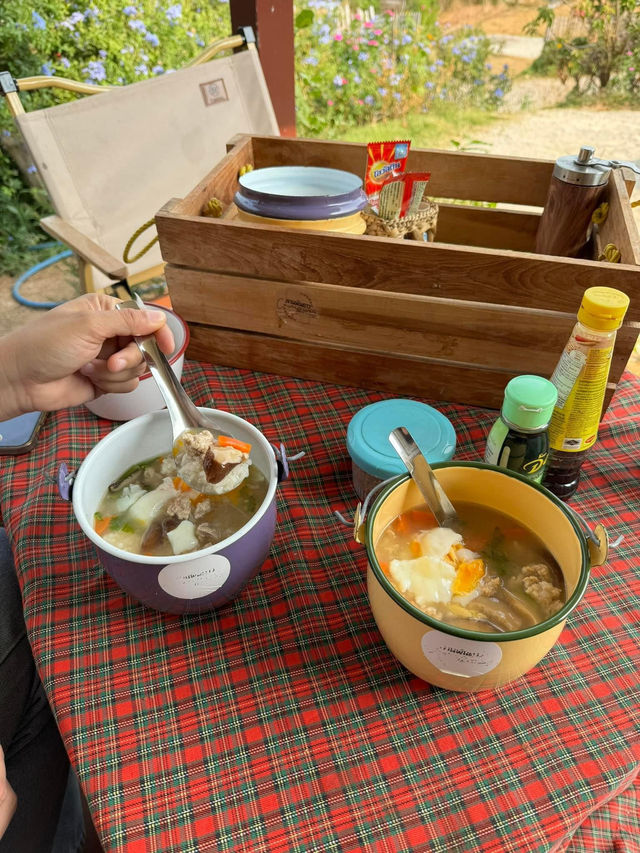 ลานพันดาวแคมป์ปิ้ง | จ.เลย 🏡⛰️🌤️🐶