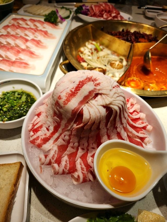 【バンコク】お肉が立ってる!？最強の火鍋屋🥢