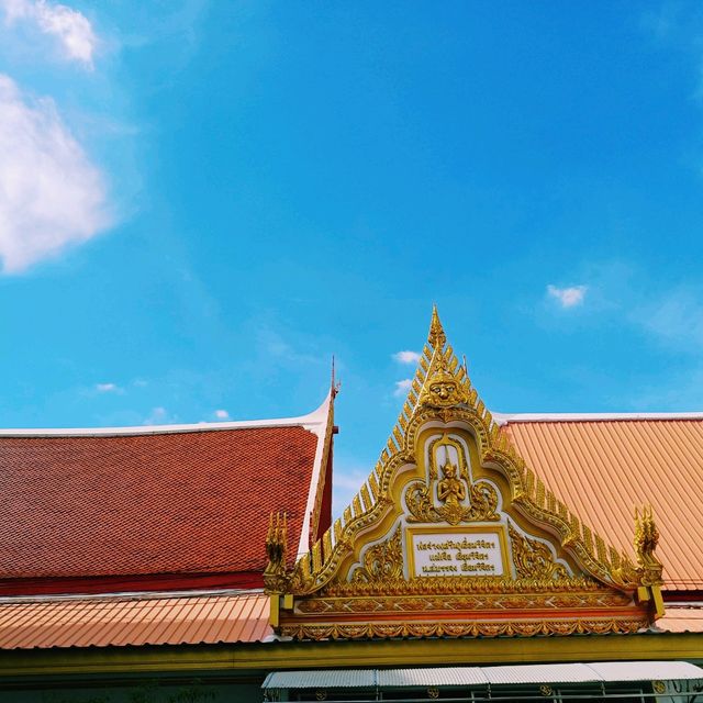 泰國曼谷著名河濱古跡皇家寺廟景點:Wat Thepleela，適合拍照📸打卡。