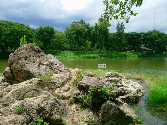คลายหนาว..เที่ยวน้ำพุร้อนป่าตึง