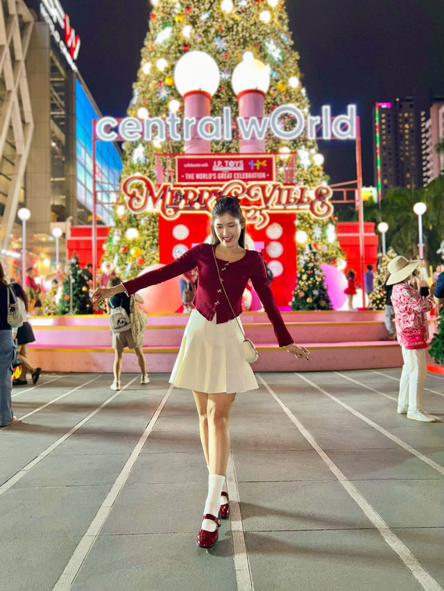 "centralwOrld Merry Ville 2025"