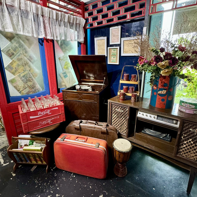 Retro Vibes and Delicious Bites @Cyberjaya