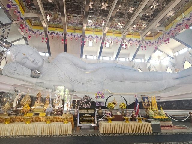 วัดสวย อุดรธานี