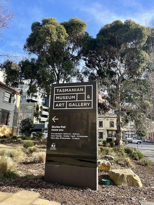 The Tasmanian Museum and Art Gallery The Tasmanian Museum and Art Gallery
