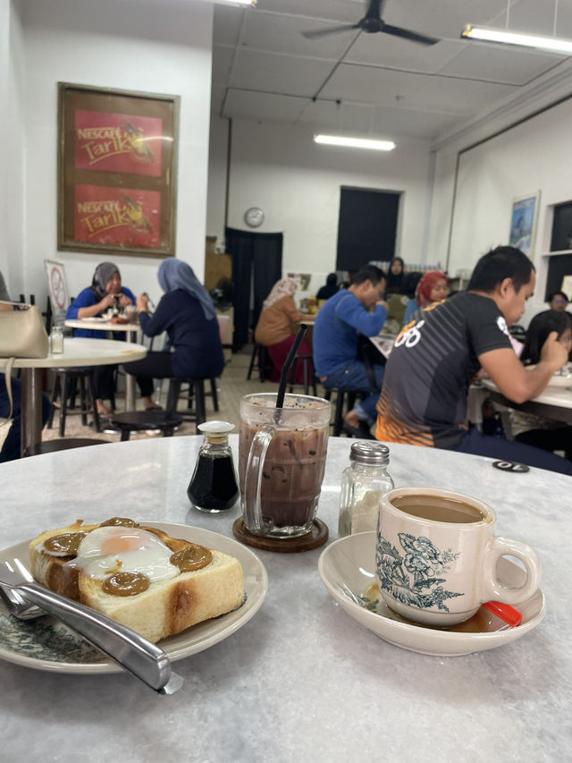 Classic vibes cafe in Kuala Lipis