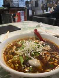【松本市🇯🇵】絶品のラーターメンに安いおつまみ！おなかいっぱい食べるならここ！