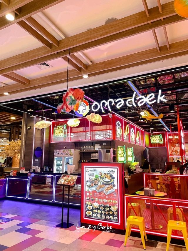 OPPA DAEK ร้านอาหารเกาหลี สีโต๊ะกระแทกตามาก