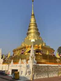 ชาวเถาะมาน่านต้องแวะพระธาตุแช่แห้ง