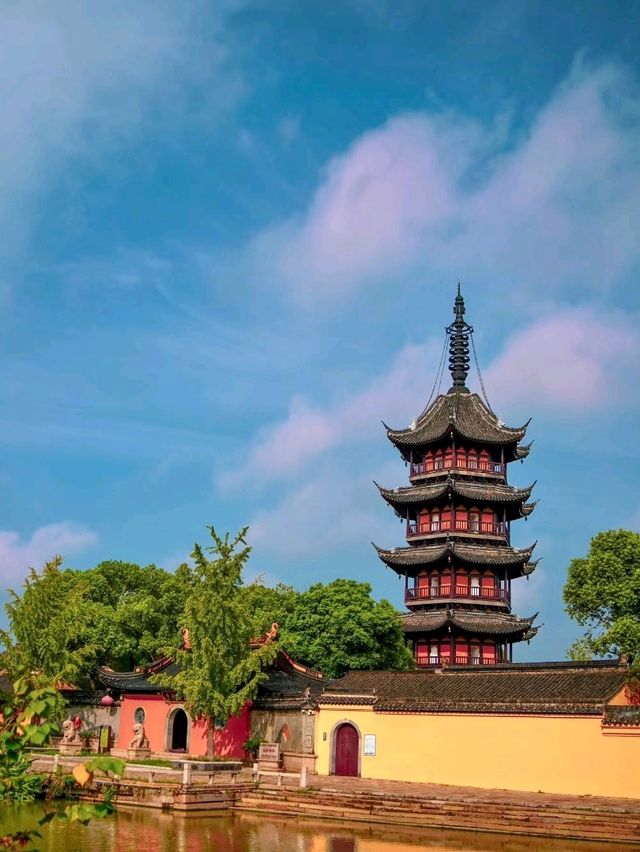 Exploring Zhenze Ancient Town