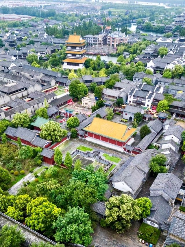 Boat-Shaped Street: A Unique Landmark