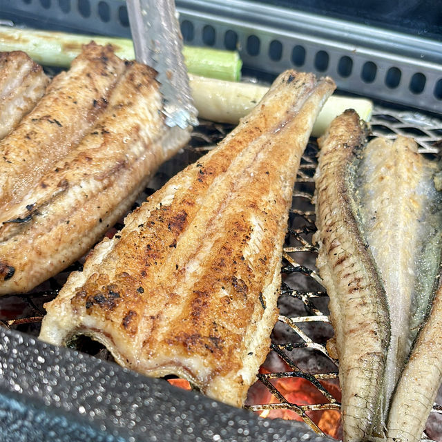 【韓国ソウル・弘大】新鮮な肉厚な絶品うなぎの白焼き「イルピョンうなぎ弘大本店」