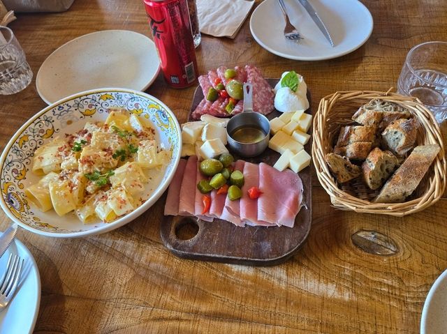 상해의 분위기 맛집 가성비 와인바 ' 엘리멘터리 뮬리노 ' 🥂