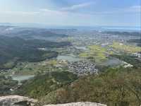 🇯🇵｜岩場を越えて絶景へ！高御位山で充実の登山体験