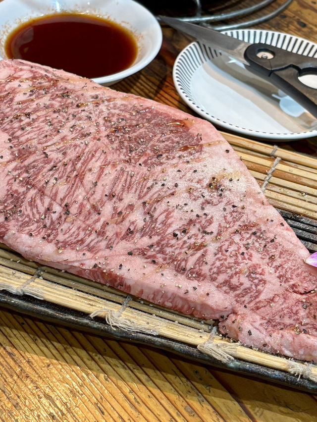 【大阪・森ノ宮】コスパと肉質が自慢の老舗大衆炭火焼肉店「炭火焼肉 キョロちゃん」