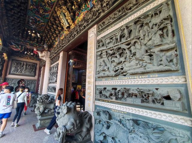ขอพรองค์เทพจี้กง วัดกลางหุบเขา ริมแม่น้ำ Bazhang