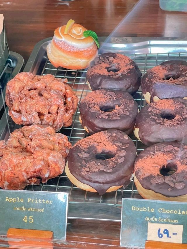 MOON.DOUGHNUTS🍩🥯