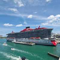 Scarlet Lady – Virgin Voyages
