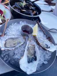 ร้านอาหารเบลเยี่ยม บน Rooftop bar ชั้น 32 
