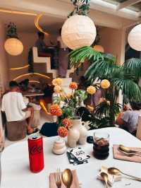 RESTAURANT WITH HEALTHY INGREDIENTS.