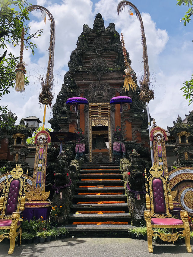 【バリ島】サラスワティ寺院 観光ガイド