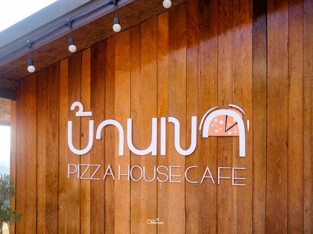 บ้านเขาคาเฟ่ คาเฟ่บ้านไม้หลังเล็กเขาค้อ🍕🏠