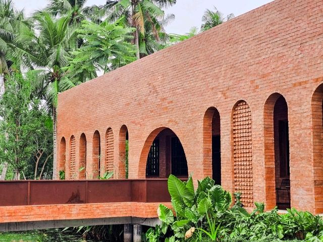 Sriphala Amphawa 