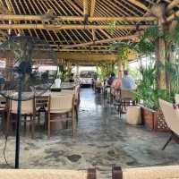 lovely pizza cafe