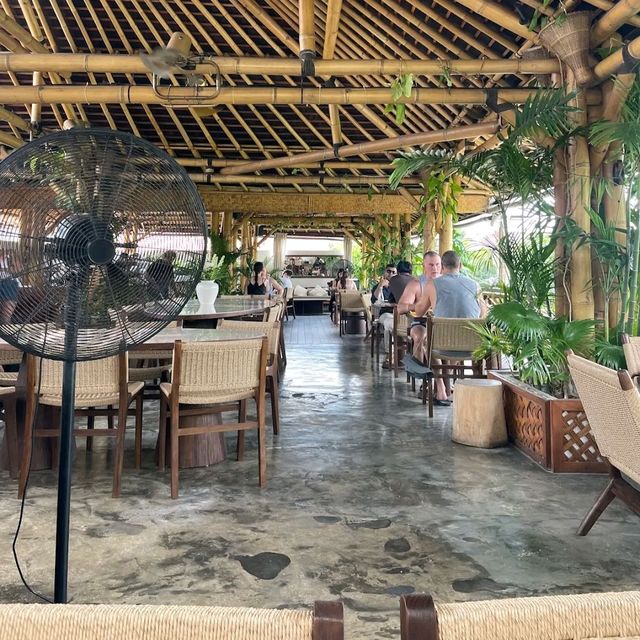 lovely pizza cafe