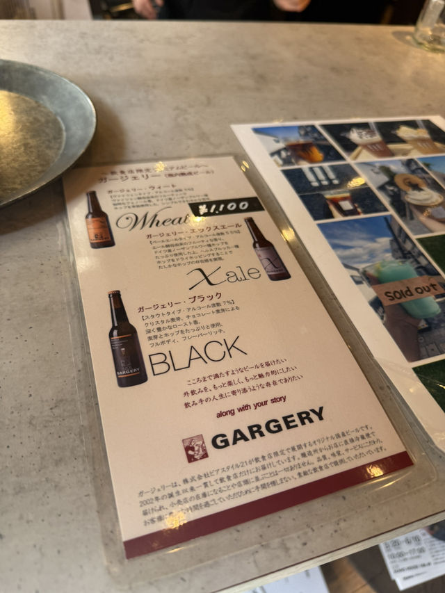 石段探索の途中におしゃれカフェで休憩☕️