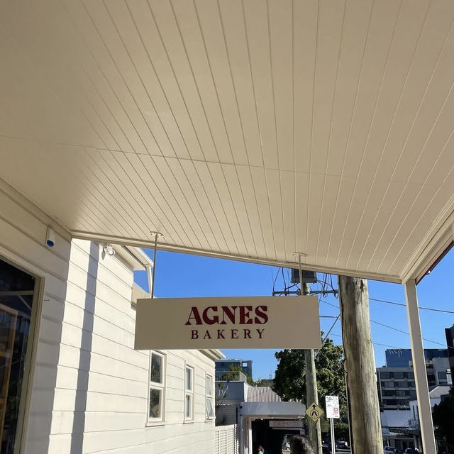 🇦🇺 薪火で焼き上げるパンとペストリーが美味しいベーカリー