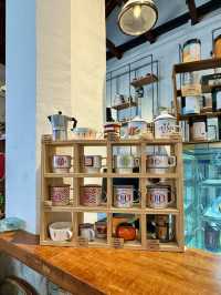 Heesan — Retro Café Charm Along Jonker Street, Melaka