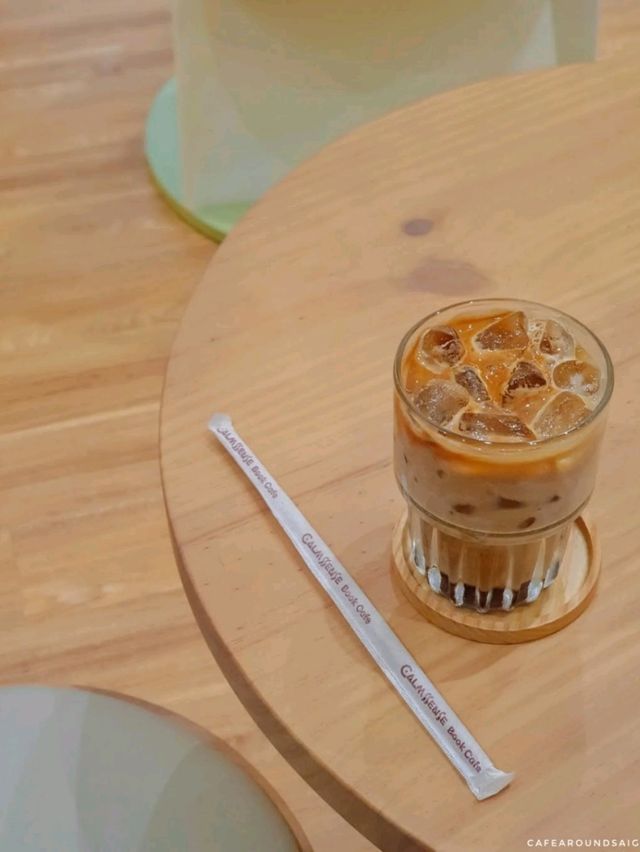 CalmSense Book Cafe