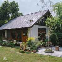 คาเฟ่น่ารัก สไตล์โฮมมี่ ย่านบางพระชลบุรี
