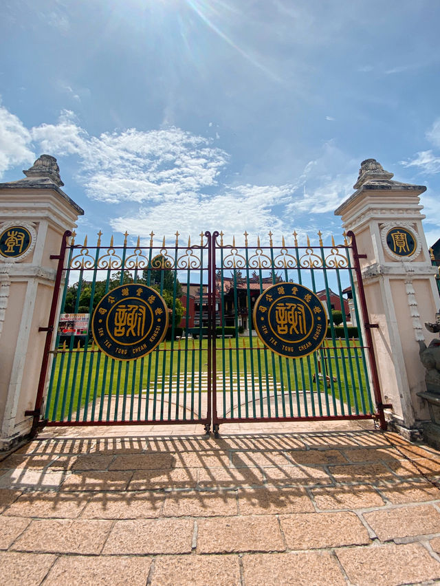 Exploring Cheah Kongsi in Penang