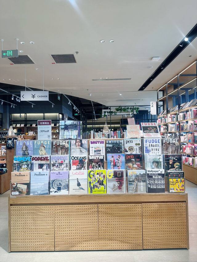 海を眺めるBOOK & CAFE ☕️中国🇨🇳青島にある蔦屋が穴場すぎる❤️