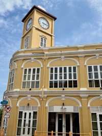A Colorful Morning in Phuket Old Town – History, Walls & Quiet Streets