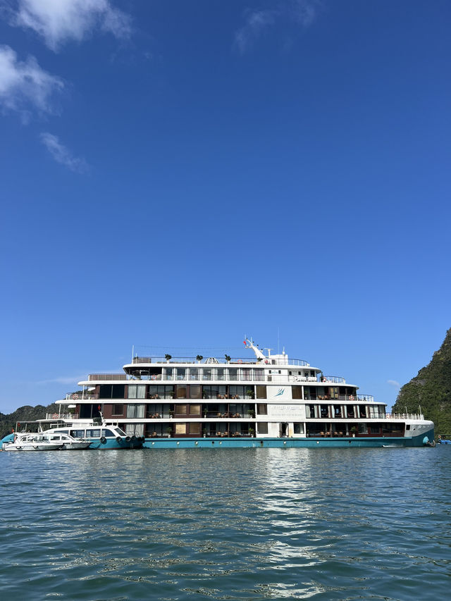 Experience the best of Halong Bay with Capella Cruise
