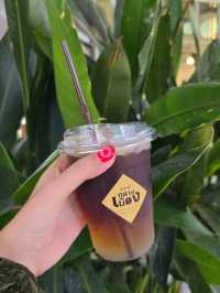 รีวิวคาเฟ่ "กลางเมือง" สกลนคร บรรยากาศดี
