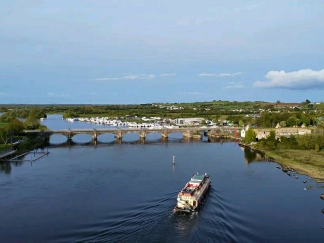 Shannon River Cruises – Ireland’s Serene Waterway Adventure