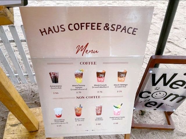 Haus Coffee and Space คาเฟ่สไตล์แคมป์ปิ้ง
