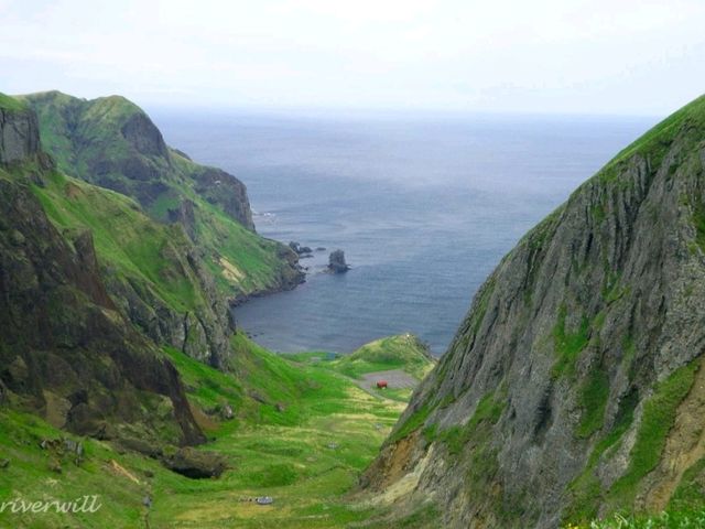 【北海道】花の浮島の異名を持つ日本最北の離島「礼文島」